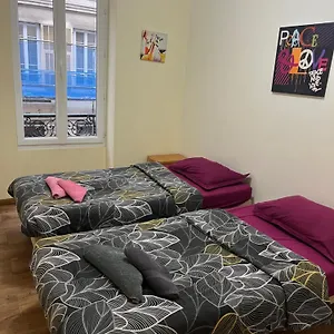 Lyonnais Hostel Nicea