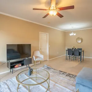 https://charming-2bd2ba-7-mins-from-phx-parking-pool-gym.hotelsofphoenix.com
