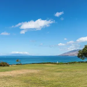 https://maui-banyan-q-109-2-bedroom-ground-floor-pool-access.hotelsinhawaii.org