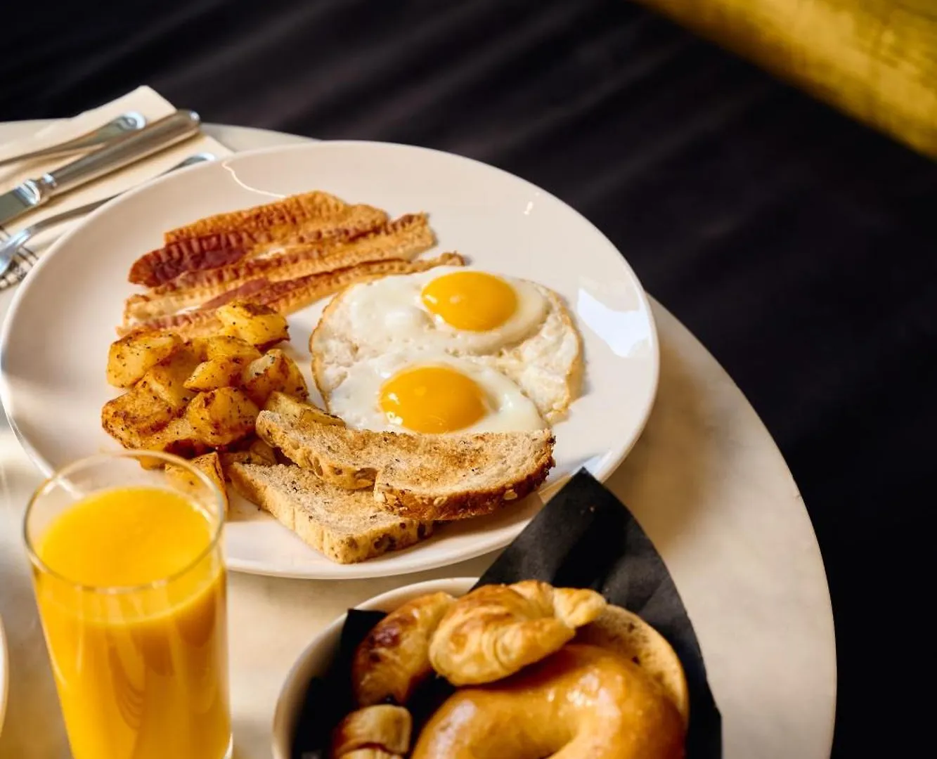 The Marmara Park Avenue Hotel New York